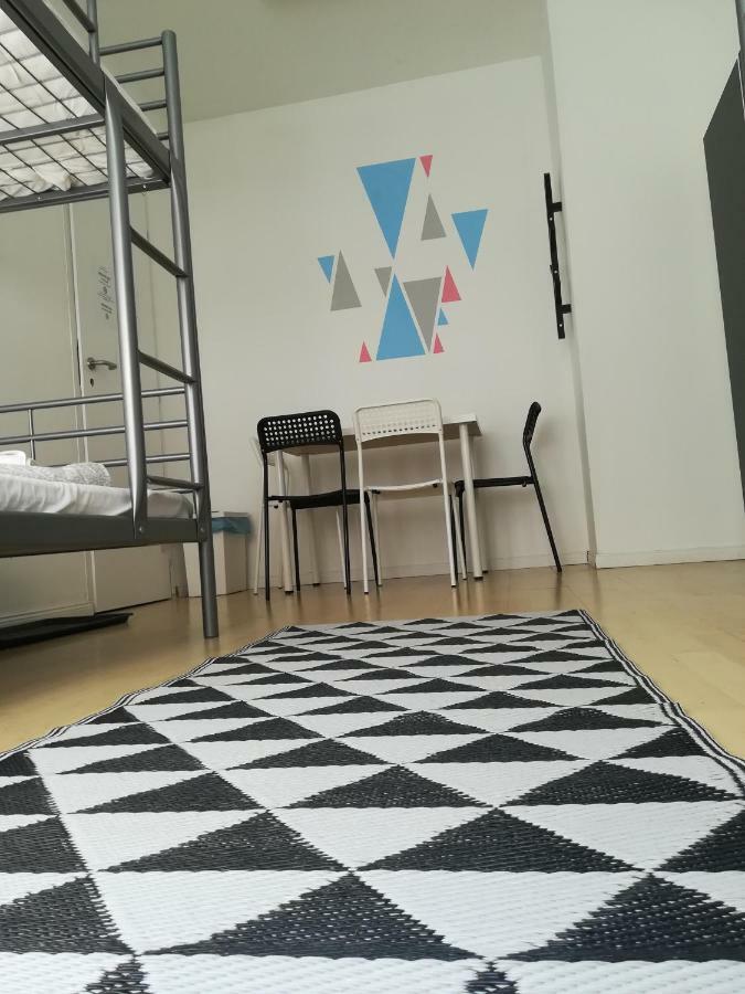 East Side Hostel บูดาเปสต์ ภายนอก รูปภาพ