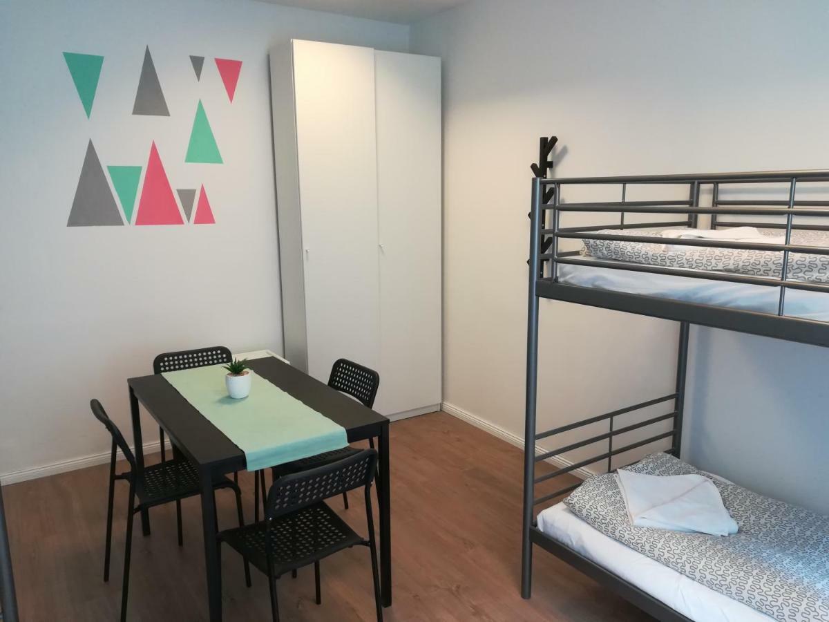 East Side Hostel บูดาเปสต์ ภายนอก รูปภาพ