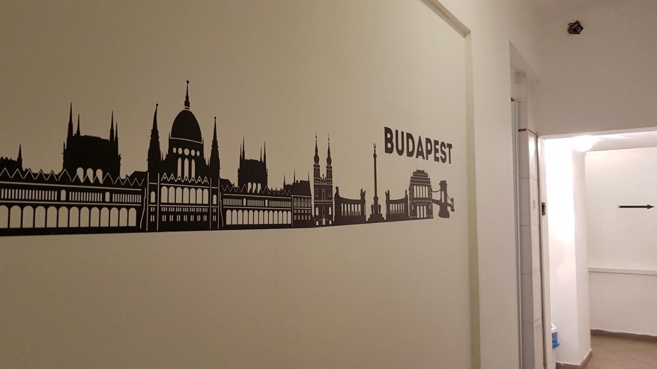 East Side Hostel บูดาเปสต์ ภายนอก รูปภาพ